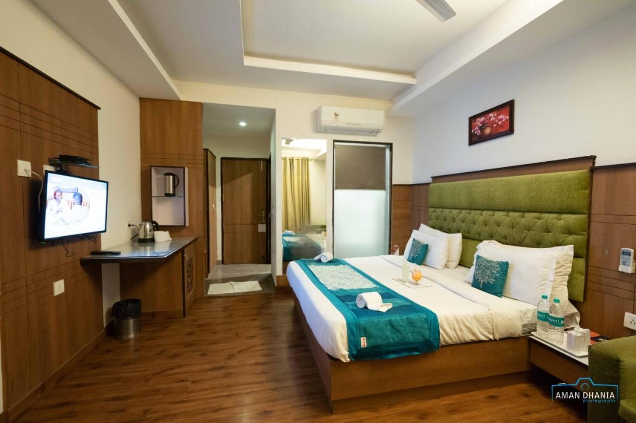 Hotel Classic Residency Kālka Exterior foto